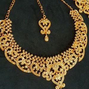 NWT TRADITIONAL NECKLACE EARRING SET FROM INDIA